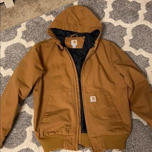 Men’s Carhartt coat.  Size M.  Worn once!